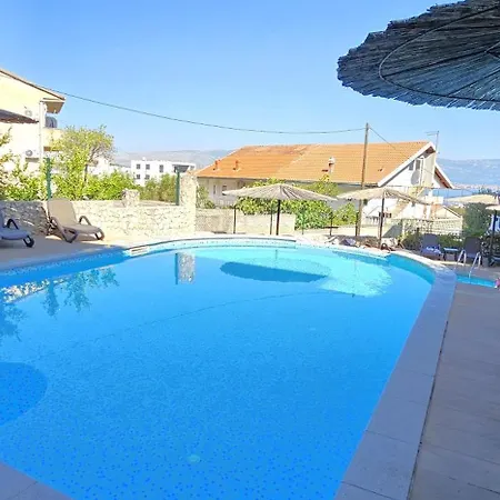 Lovely 2 Pool Apt, 350m To Beach, 6km From Trogir - Sunny Relax